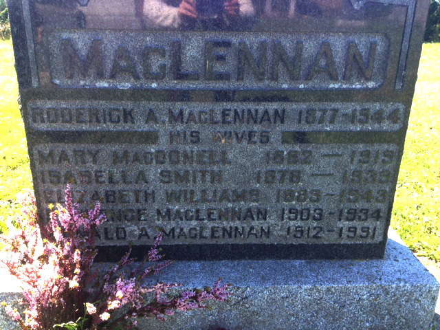 Photo of headstones/Roderick A MacLennan 1877-1944 hdstn Dallhousie Mills St Andrews chyd
